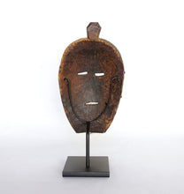 Nepal W. Middle Hills Mask