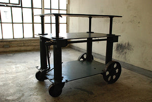 American Industrial Elevating Table